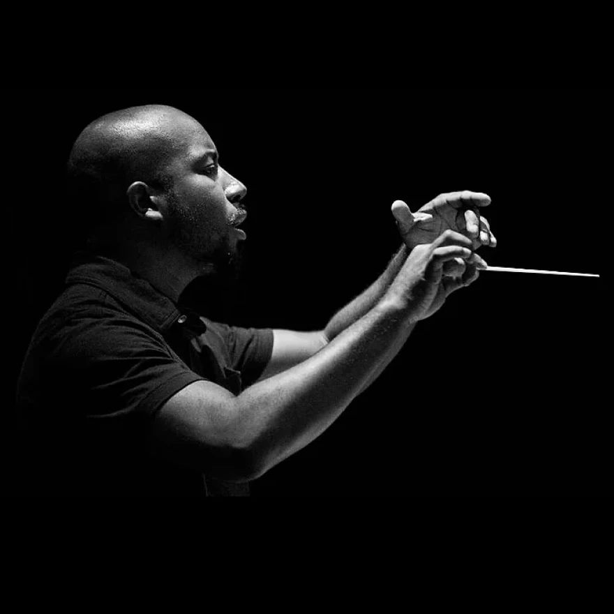 Conductor Kellen Gray